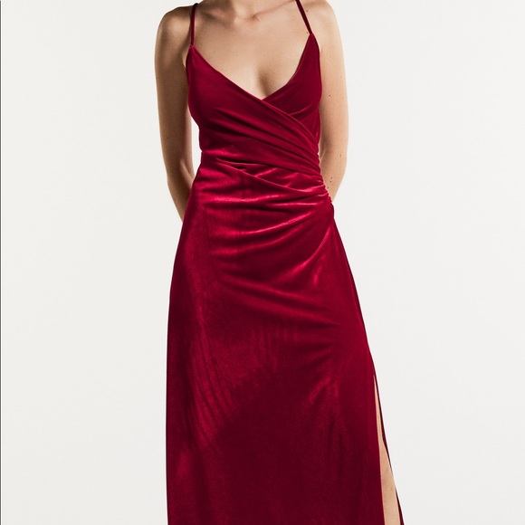 ZARA BLOGGERS FAV ELEGANT VELVET RED MIDI DRESS NEW WITH TAGS MEDIUM - Picture 6 of 9